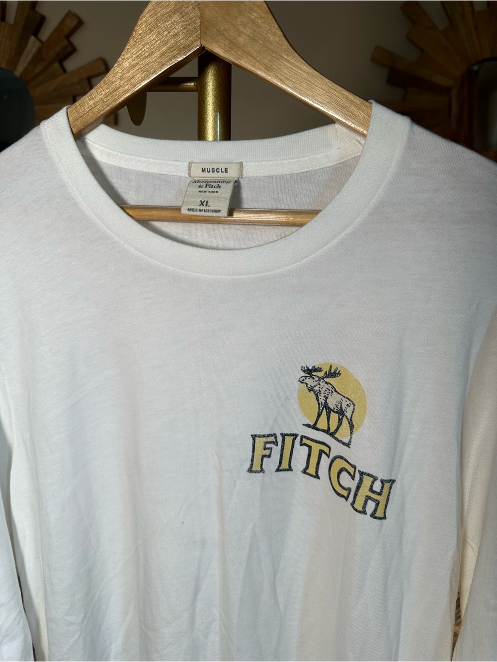 Abercrombie & Fitch White Tee with Yellow & Navy Moose Logo - Picture 2 of 5